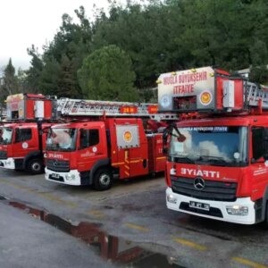 mugla buyuksehir belediyesi itfaiye filosunu yeniliyor 7GRtWVig
