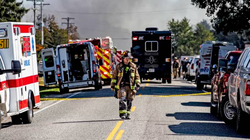 abdde bir kilisede pazar ayinine silahli saldiri 4 olu 8 yarali XL8VmyJz