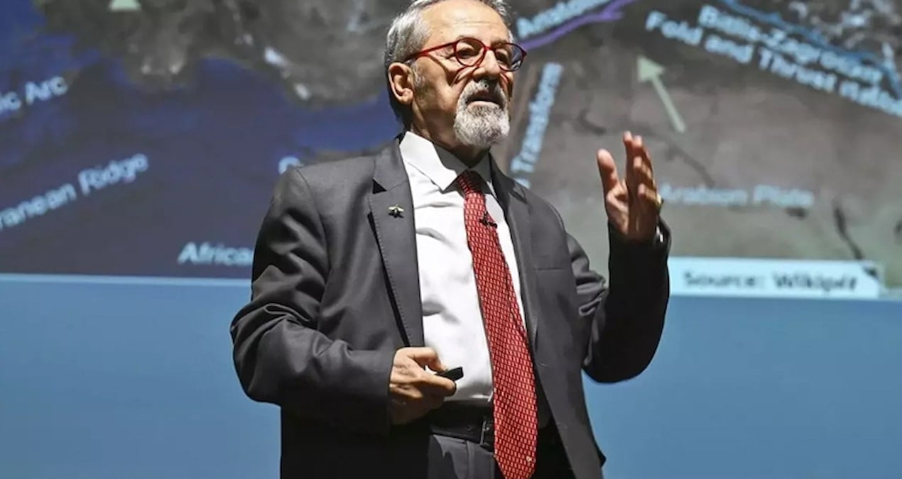 prof dr gorurden siyaset aciklamasi HQ1XzMML