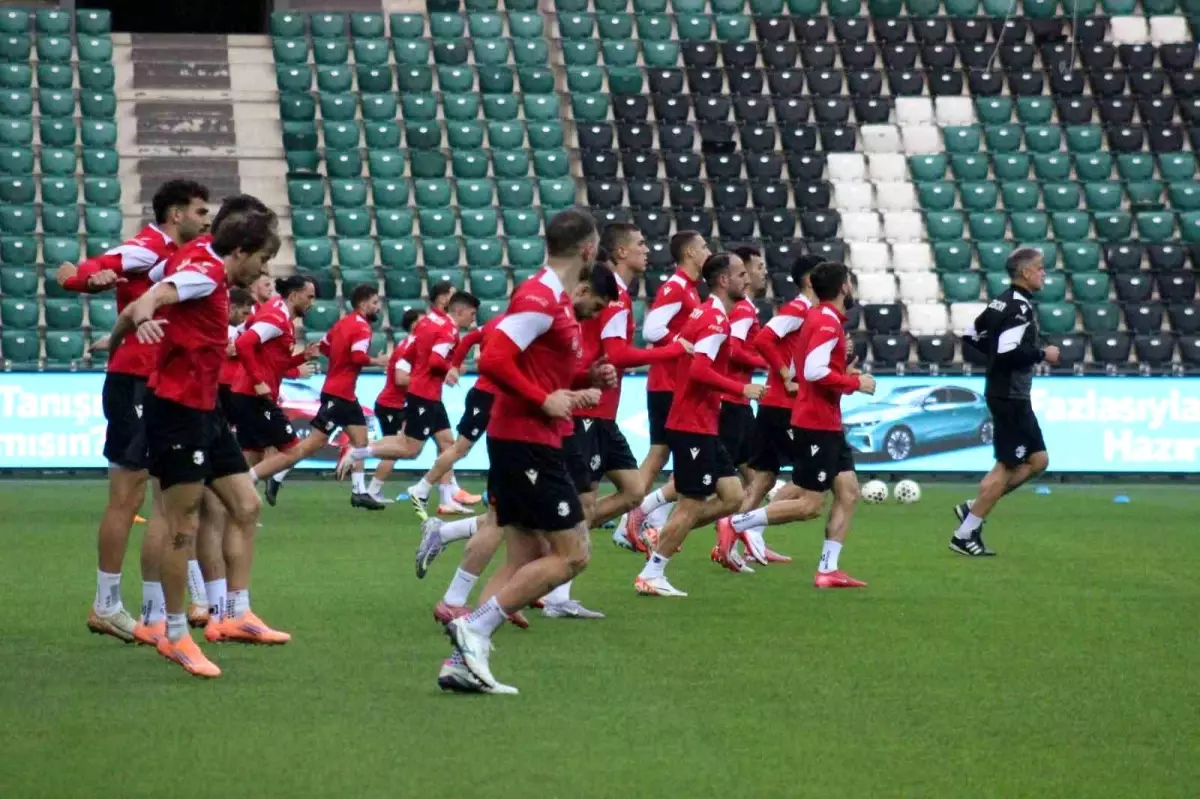 gurcistan turkiye maci icin kocaelide son antrenmanini yapti nkCBLb6U.jpg
