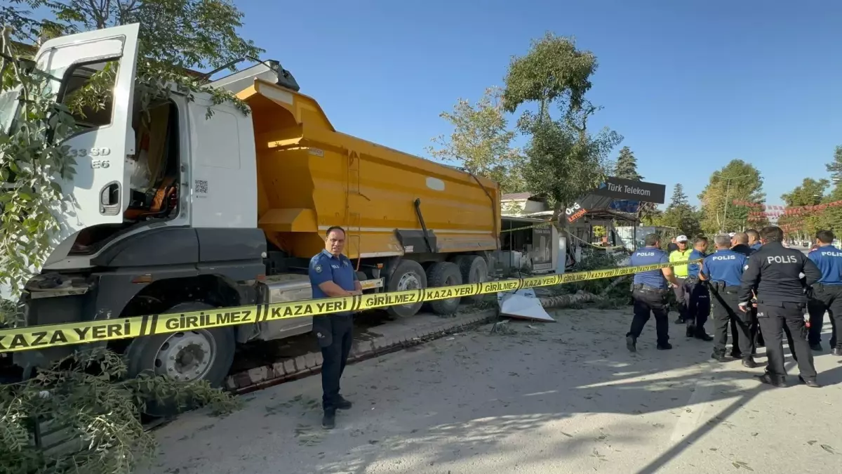 malatyada freni bosalan kamyon kazasi RJDTSXdK