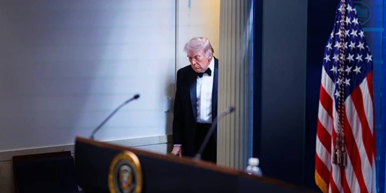 Trump, Saldırı Anını Detaylıca Paylaştı: “Yere Yat Dediğinde Anladım”