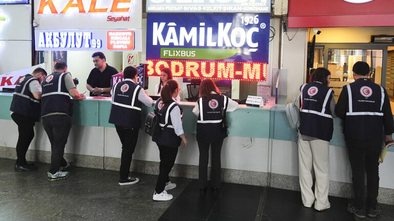 izmir-otogar-ve-halinde-bayram-denetimi-Luf293u6